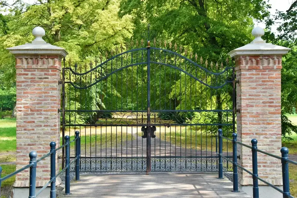 Custom Driveway Gates Louisville, KY, modern black metal driveway gate